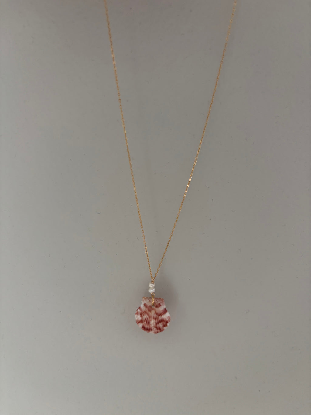 14k Gold Filled chain with shell and tiny pearls